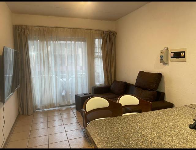 2 BEDROOM APARTMENT FOR SALE IN COMET